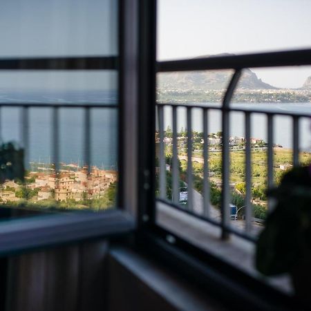 Hotel Villa Mare อัลตาวิลลา มิลิเชีย ภายนอก รูปภาพ